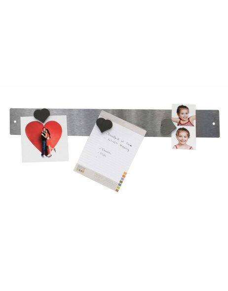 Magnetic stripe with 3 magnet in heart shape