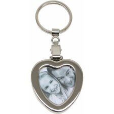 Key ring in the shape of a heart