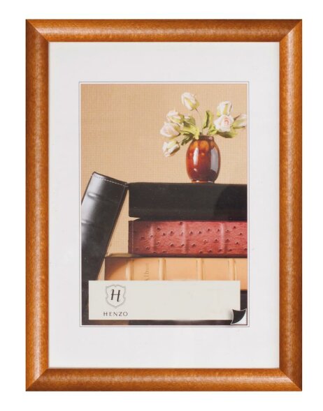 Drewniana ramka na zdjęcia 10x15 cm z serii Amadora w kolorze średniego brązu