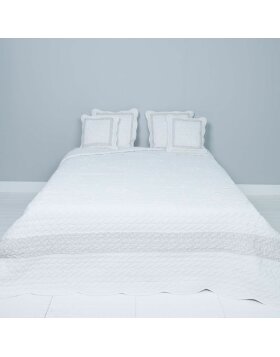 Narzuta na łóżko biała seria Q172. - 230x260 cm