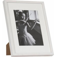 Viola wooden frame 30x40 cm white