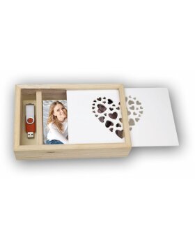 Love Wooden photo box USB + photos 10x15 cm