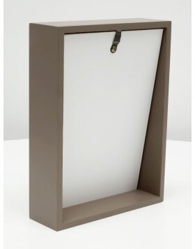 S68QK9 Taupe cubic frame with a sloping back 10x15 cm to 15x20 cm