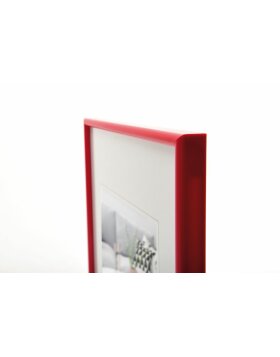 plastic frame Galeria 20x30 cm red