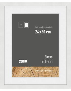 Nielsen Holz-Bilderrahmen Skava weiß 24x30 cm mit Passepartout 18x24 cm