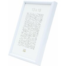 Plastic frame S011 white 21x30 cm